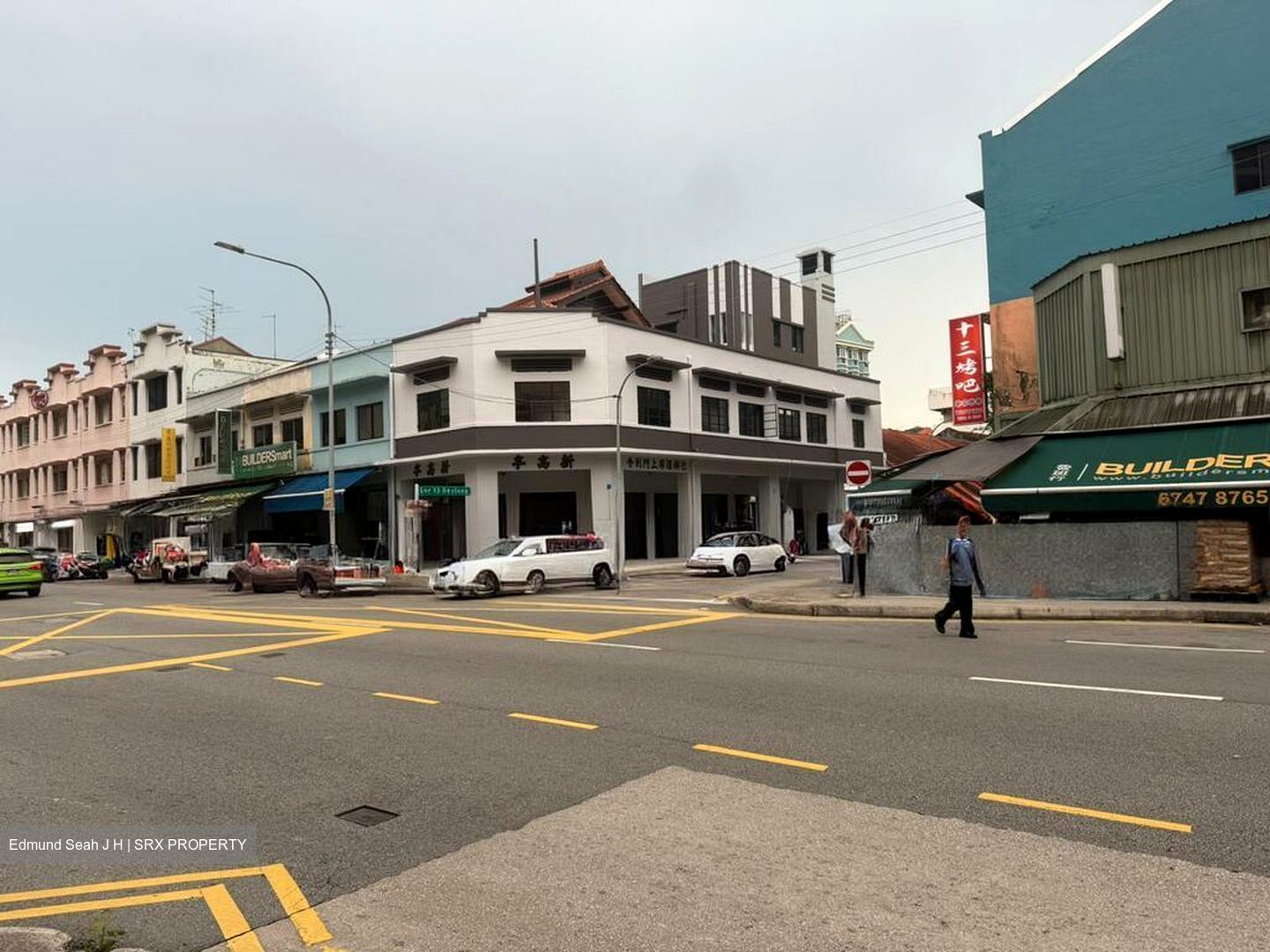 Sims Avenue (D14), Shop House #504170691